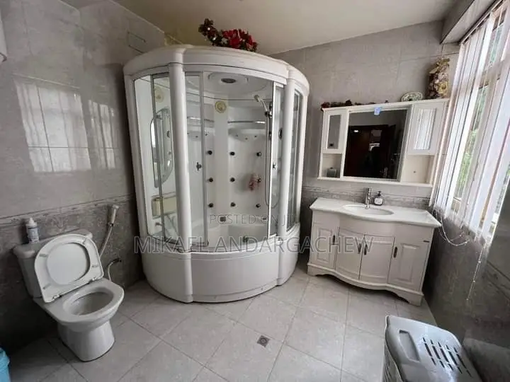 Furnished 4bdrm House in Kirkos for rent