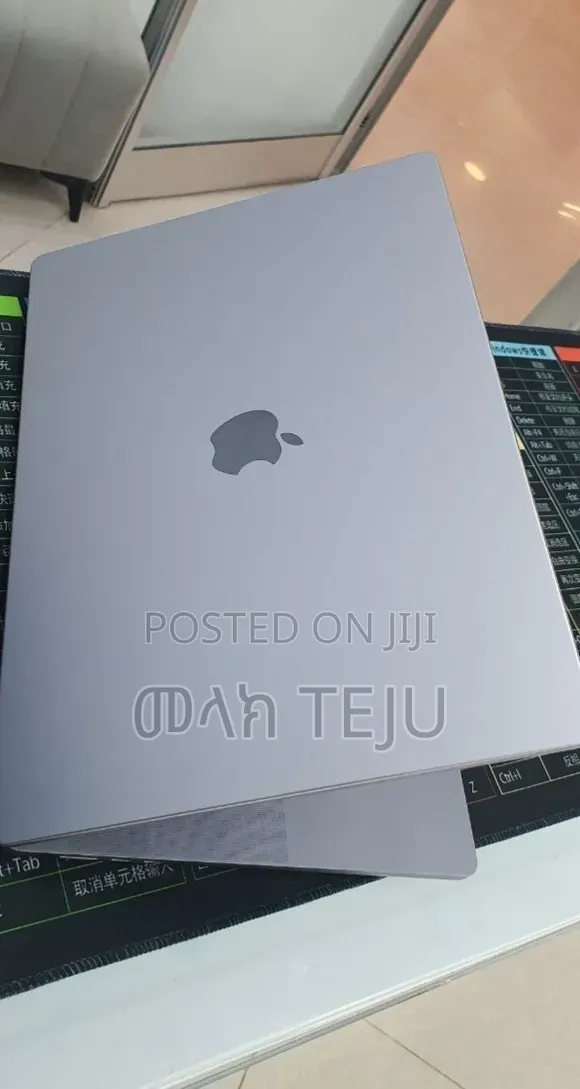 New Laptop Apple MacBook Pro 2021 M1 Max 32GB Intel Core i9 SSD 1T
