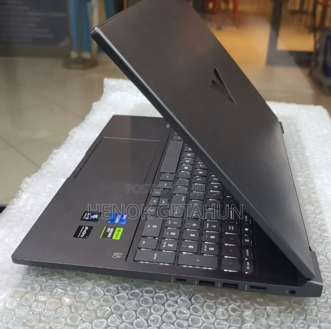 New Laptop HP Victus 15 16GB Intel Core i7 SSD 1T