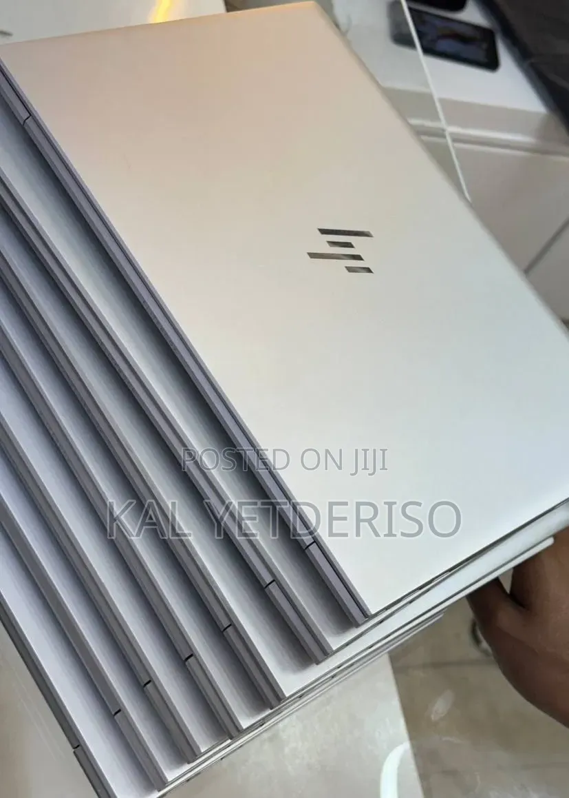 New Laptop HP EliteBook 840 G8 16GB Intel Core i7 SSD 512GB
