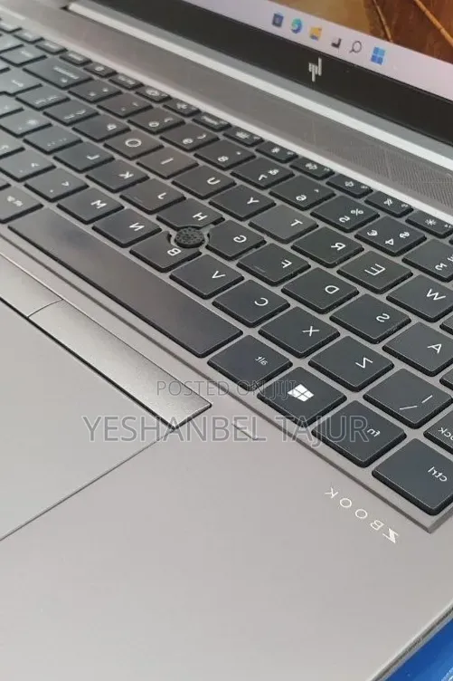 New Laptop HP ZBook Studio 16GB Intel Core i7 SSD 512GB