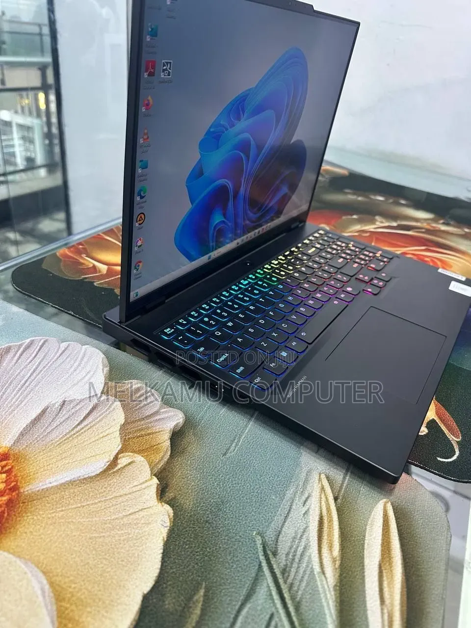 New Laptop Lenovo Legion Pro 7 32GB Intel Core i9 SSD 1T