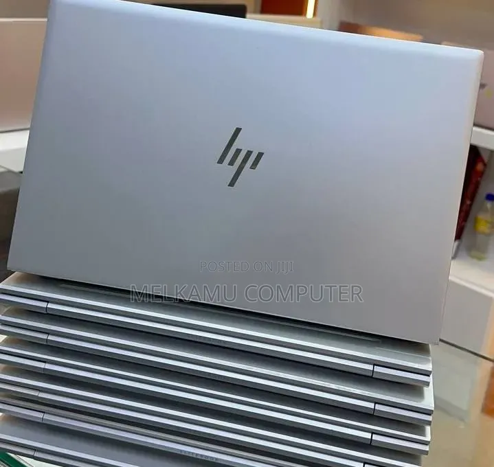 New Laptop HP EliteBook 840 G8 16GB Intel Core i7 SSD 512GB