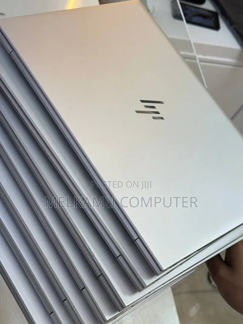 New Laptop HP EliteBook 840 G8 16GB Intel Core i7 SSD 512GB