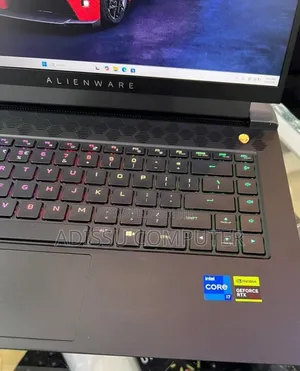 New Laptop Alienware M17x R2 16GB Intel Core i7 SSD 512GB