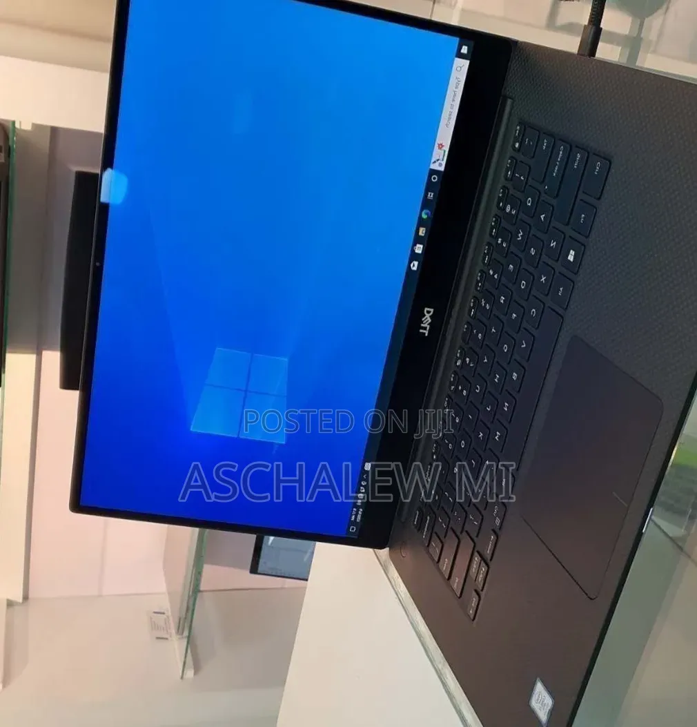 New Laptop Dell XPS 15 16GB Intel Core i7 SSD 512GB