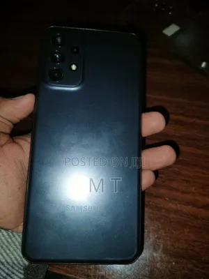 New Samsung Galaxy A23 5G 64 GB Black