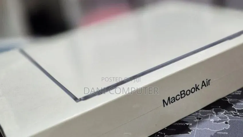New Laptop Apple MacBook Air 2022 M2 8GB Intel Core M2 SSD 256GB