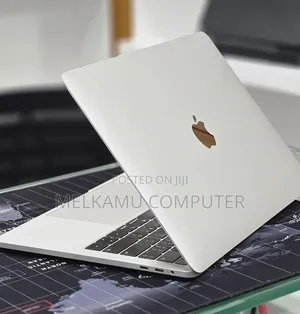 New Laptop Apple MacBook Pro 2019 16GB Intel Core i7 SSD 512GB
