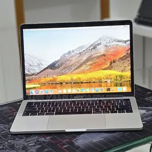 New Laptop Apple MacBook Pro 2019 16GB Intel Core i7 SSD 512GB