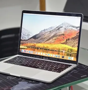 New Laptop Apple MacBook Pro 2019 16GB Intel Core i7 SSD 512GB