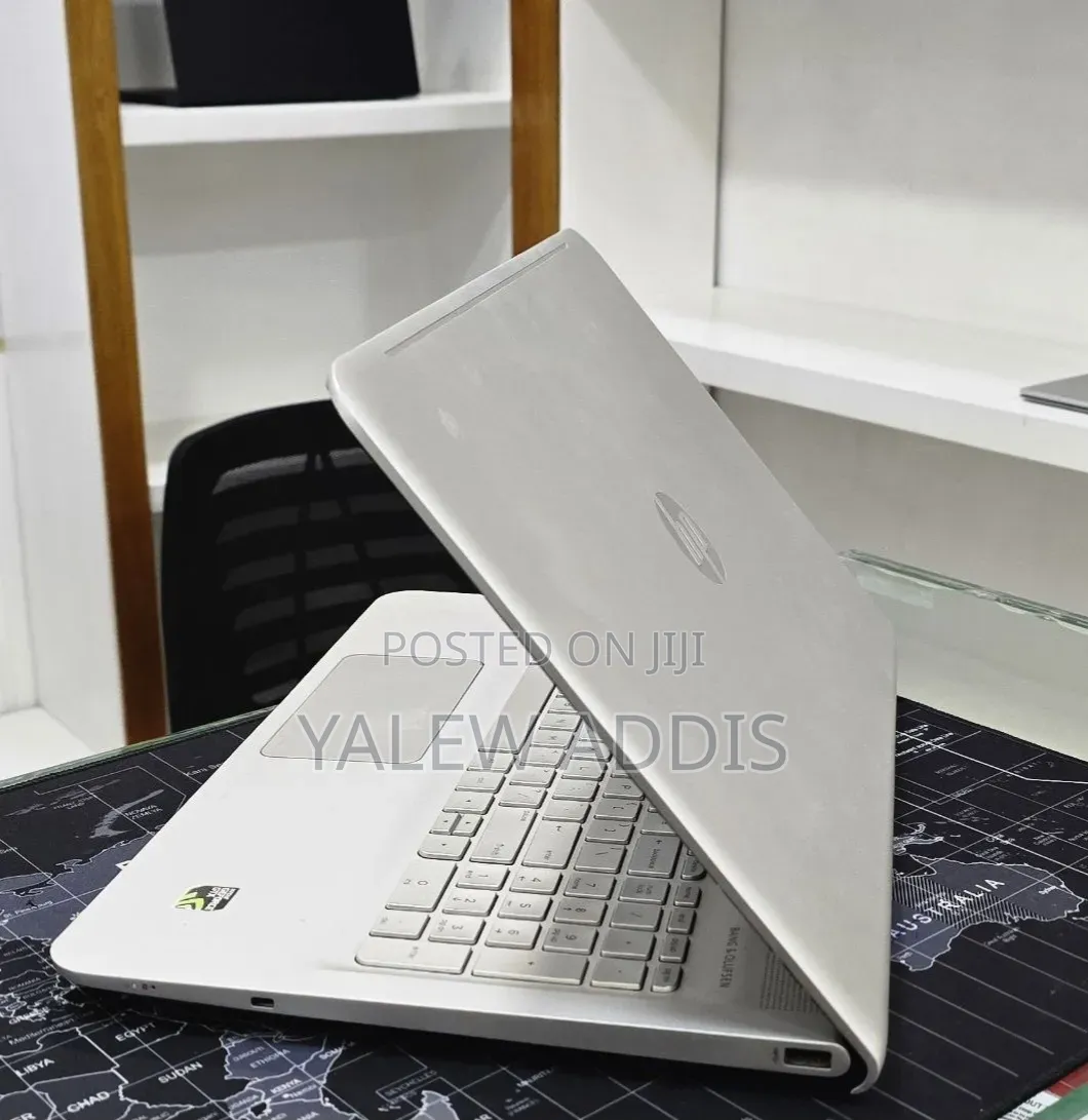 New Laptop HP Envy Pro 12GB Intel Core i5 SSD 128GB