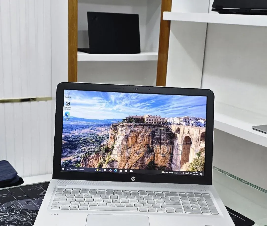 New Laptop HP Envy Pro 12GB Intel Core i5 SSD 128GB