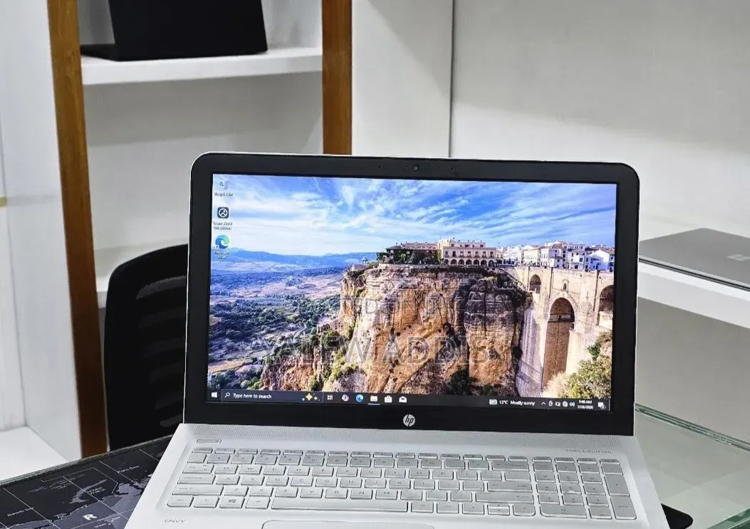 New Laptop HP Envy Pro 12GB Intel Core i5 SSD 128GB