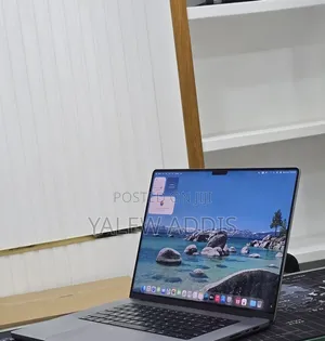 New Laptop Apple MacBook Pro 2023 M2 Pro 16GB Apple M2 SSD 256GB