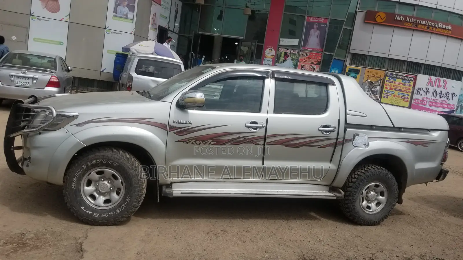 Toyota Hilux 2.5 D-4D 4X4 SRX 2012 Gray