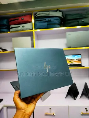 New Laptop HP Dragonfly G4 16GB Intel Core i7 SSD 1T