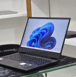 New Laptop HP Omen 16 16GB Intel Core i7 SSD 512GB
