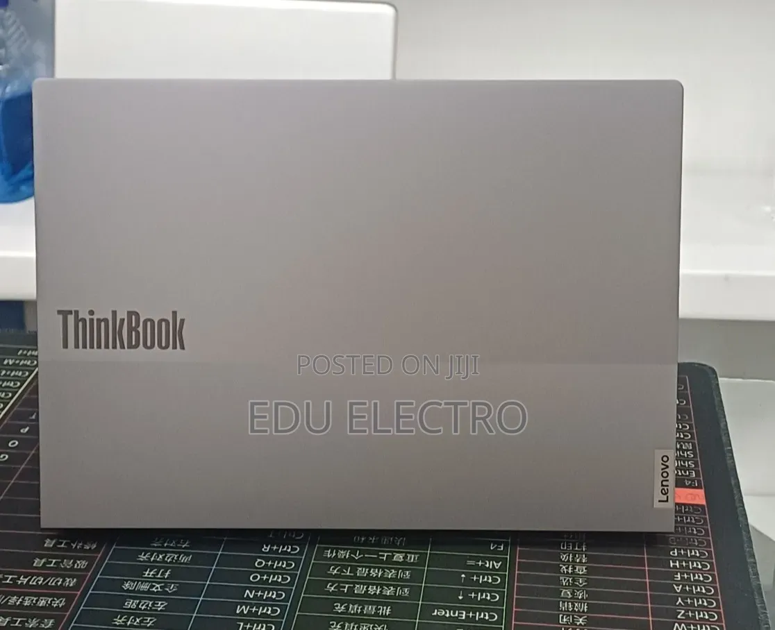 New Laptop Lenovo ThinkBook 15 8GB Intel Core i5 SSD 512GB