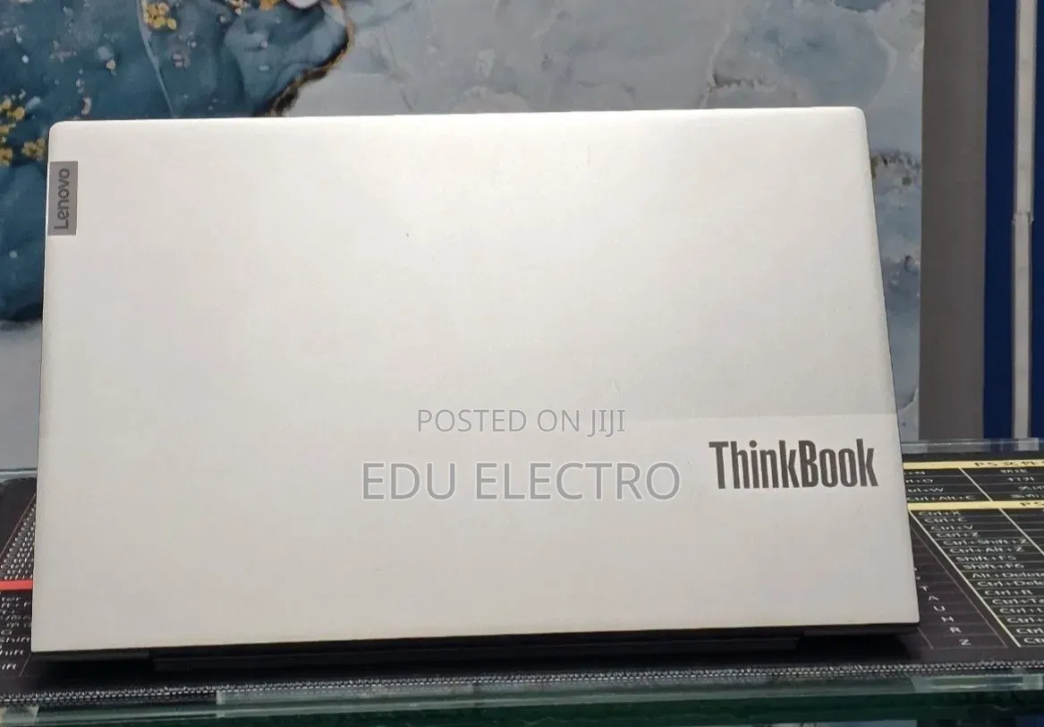 New Laptop Lenovo ThinkBook 15 8GB Intel Core i5 SSD 512GB