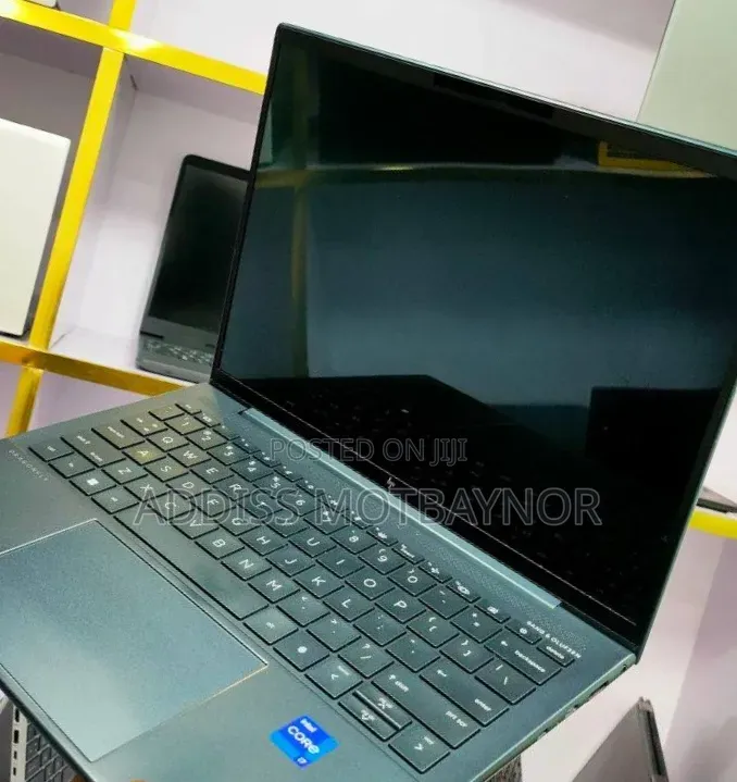 New Laptop HP Dragonfly G4 16GB Intel Core i7 SSD 1T