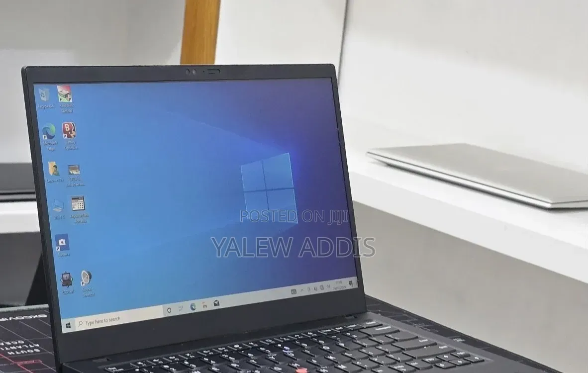 New Laptop Lenovo ThinkPad X1 Yoga 16GB Intel Core i7 SSD 512GB