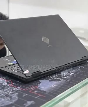 New Laptop HP Omen 16 16GB Intel Core i9 SSD 512GB
