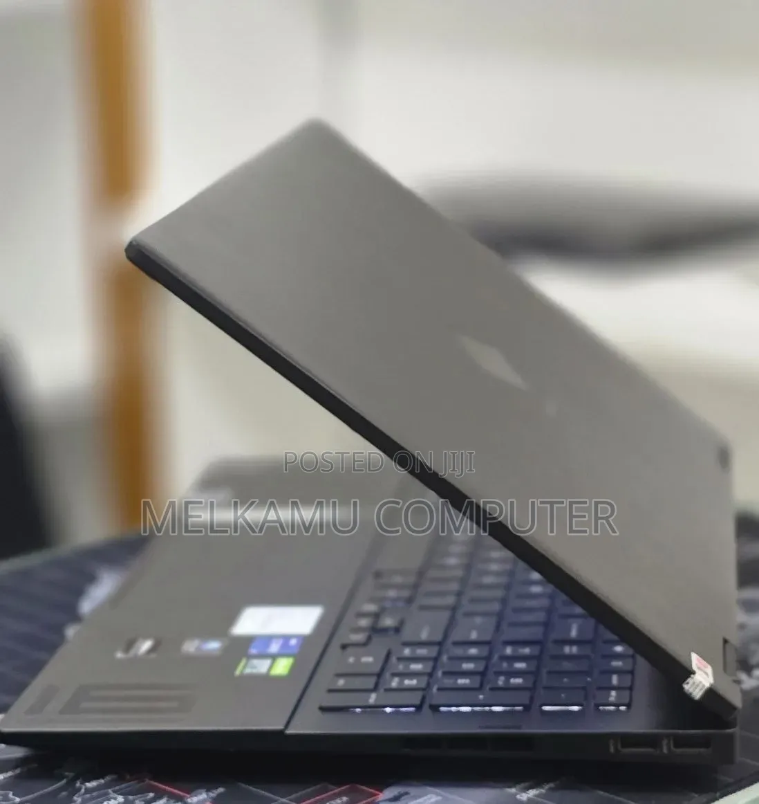 New Laptop HP Omen 16 16GB Intel Core i9 SSD 512GB