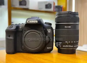 Canon EOS 7D Mark II DSLR Camera With 18-135mm Lens