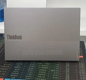 New Laptop Lenovo 8GB Intel Core i5 SSD 512GB