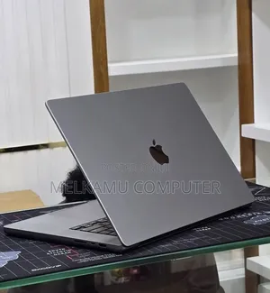 New Laptop Apple MacBook Pro 2021 M1 32GB Apple M1 SSD 512GB