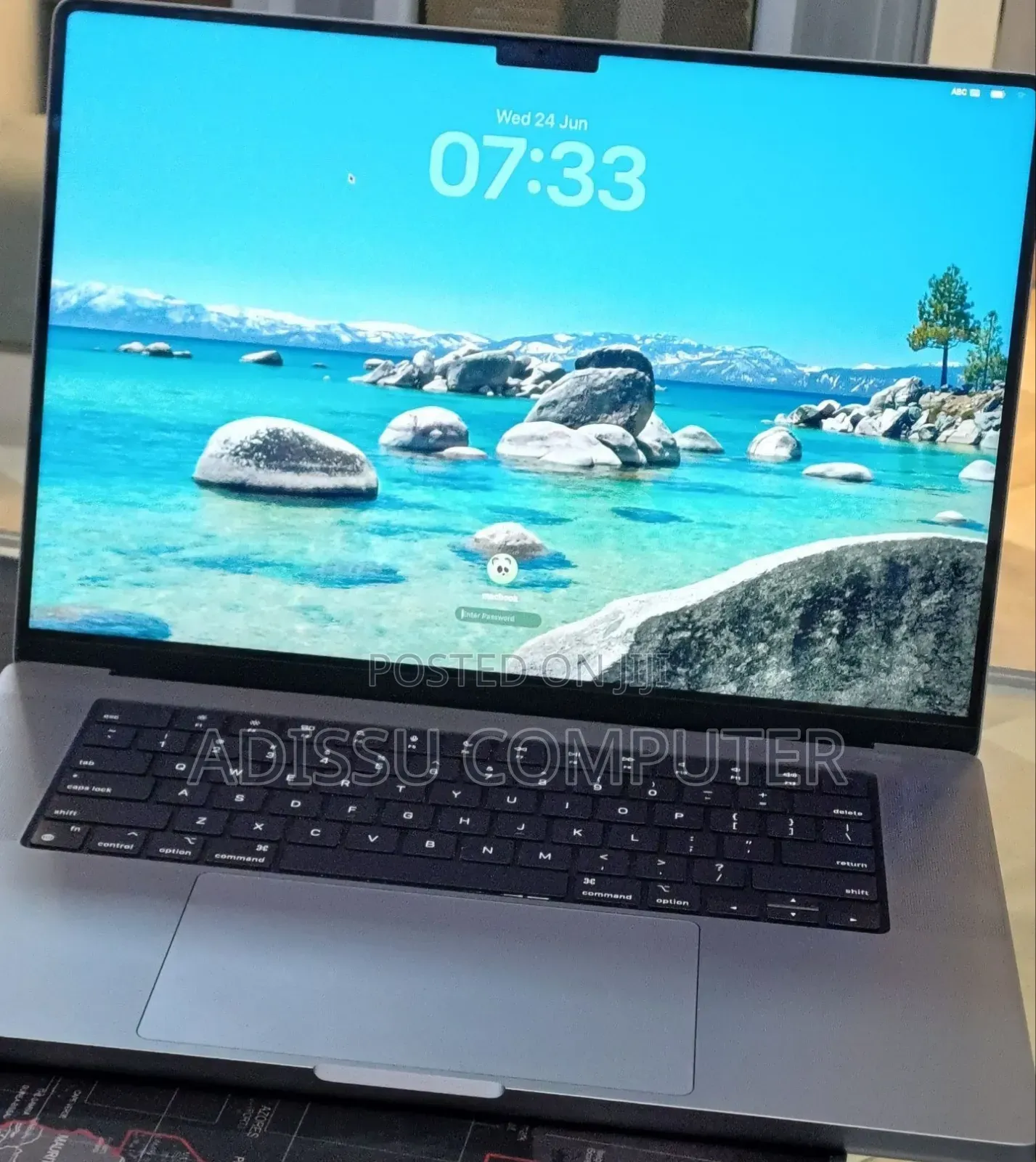 New Laptop Apple MacBook Pro 2021 M1 32GB Apple M1 Pro SSD 512GB