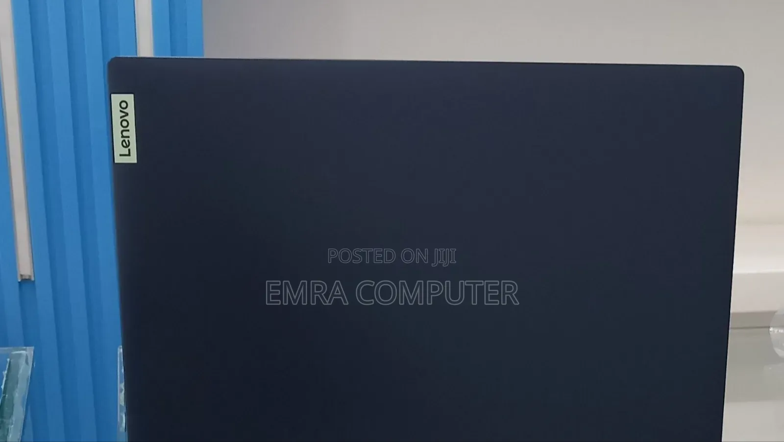 New Laptop Lenovo 8GB AMD Ryzen 5 SSD 256GB