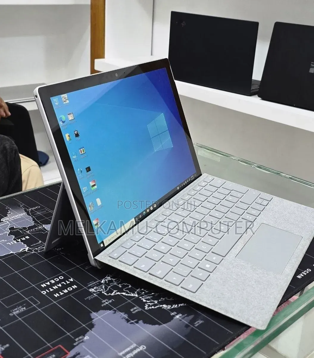New Laptop Microsoft Surface Pro 7 16GB Intel Core i5 SSD 256GB