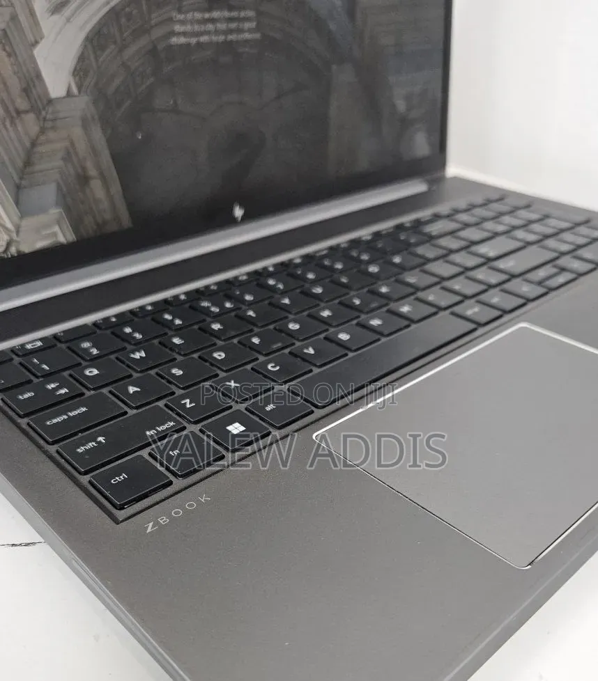 New Laptop HP ZBook Studio 16GB Intel Core i7 SSD 1T