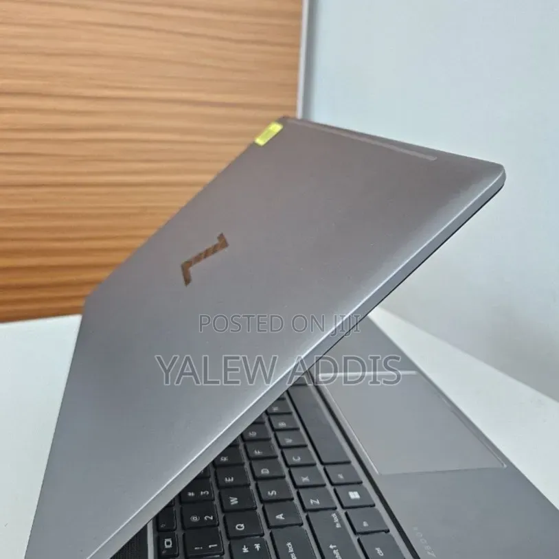 New Laptop HP ZBook Studio 16GB Intel Core i7 SSD 1T