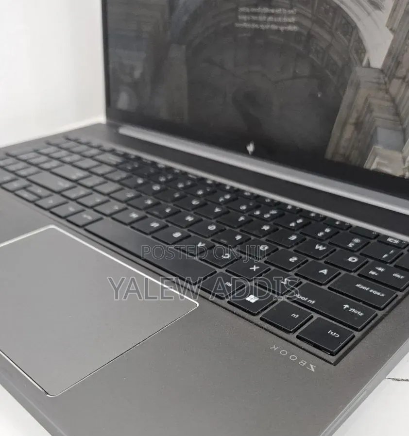 New Laptop HP ZBook Studio 16GB Intel Core i7 SSD 1T