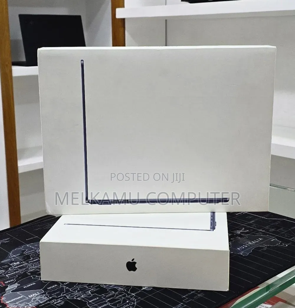 New Laptop Apple MacBook Air 2026 M5 16GB Apple M5 SSD 512GB