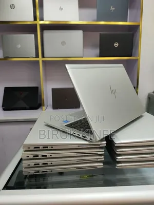 New Laptop HP EliteBook 830 G8 16GB Intel Core i5 SSD 512GB