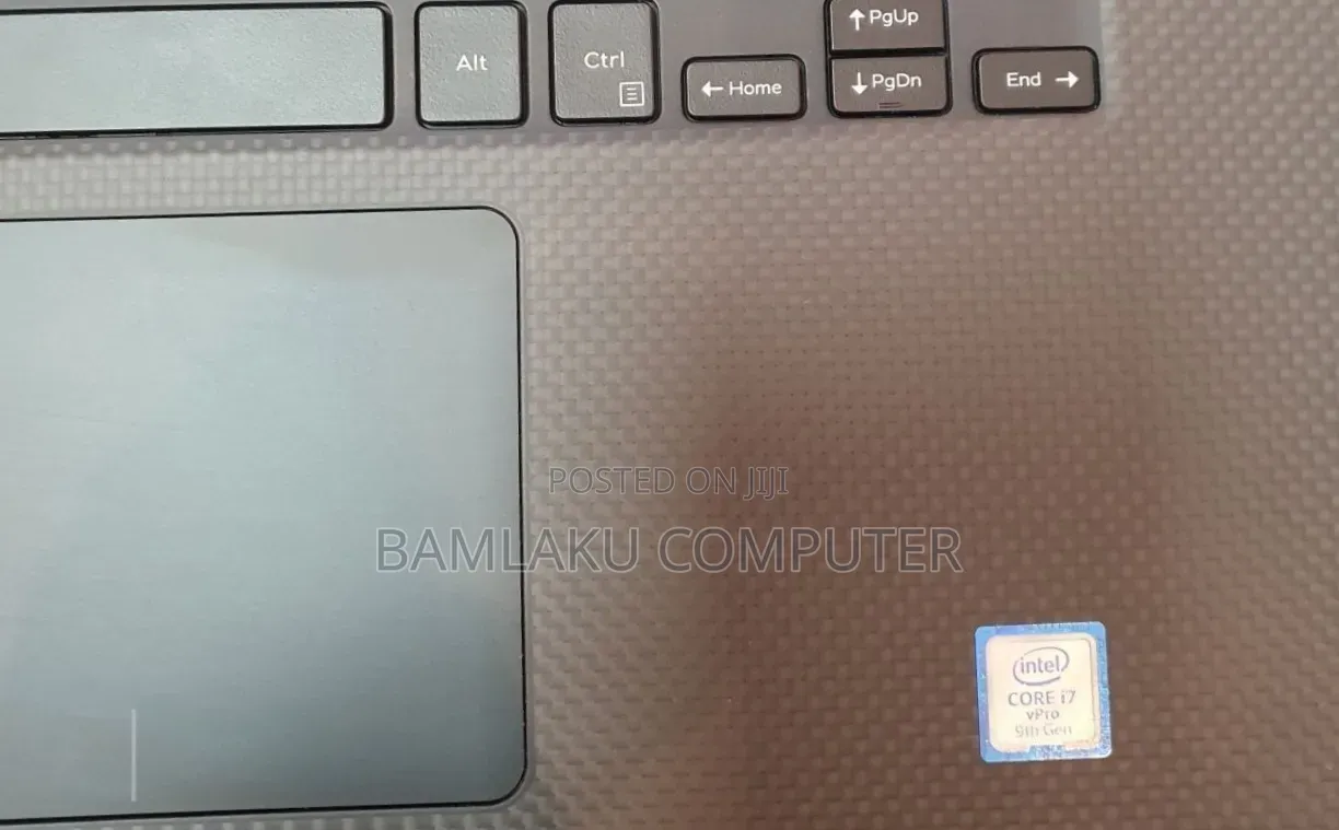 New Laptop Dell XPS 15 16GB Intel Core i9 SSD 512GB