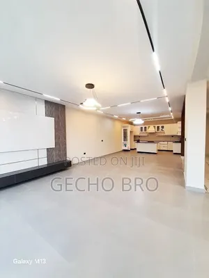 Furnished 9bdrm House in Bole for sale