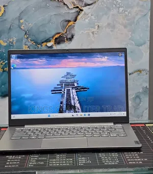 New Laptop Lenovo ThinkBook 15 8GB Intel Core i5 SSD 512GB