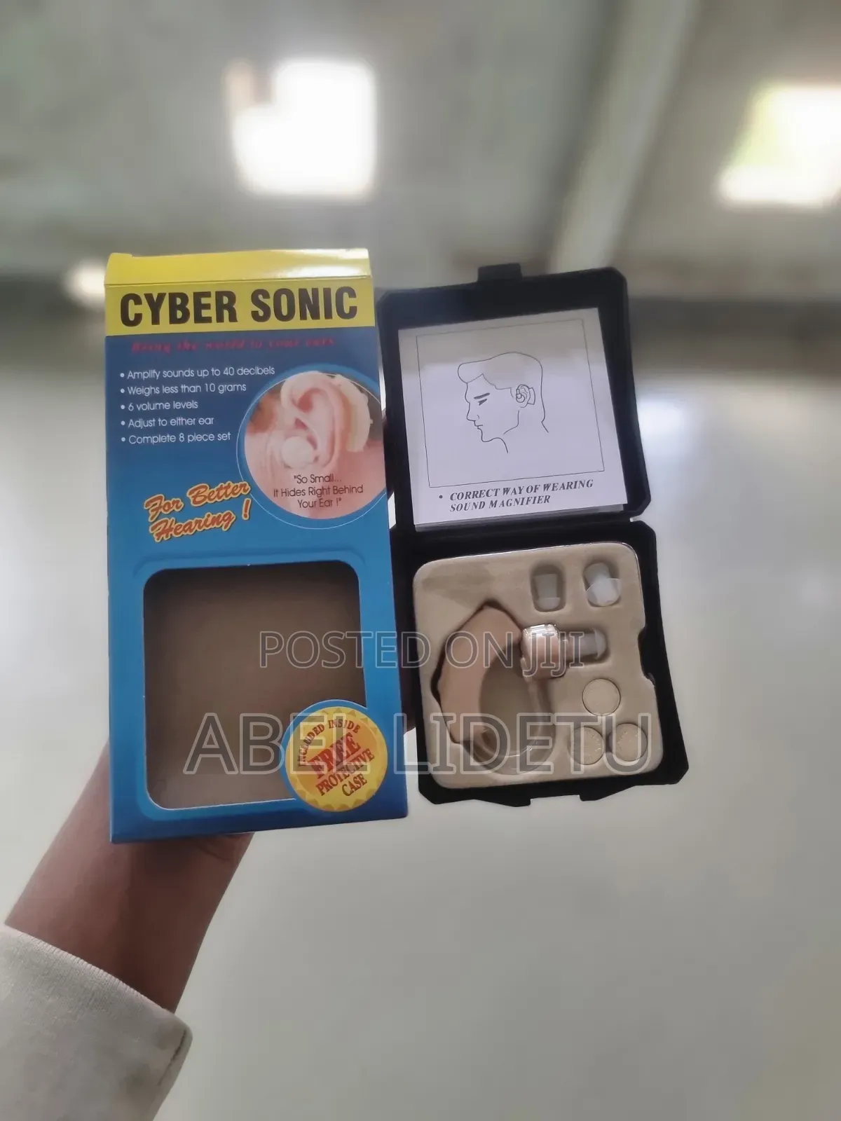High-Gain Hearing Amplifier With Volume Control