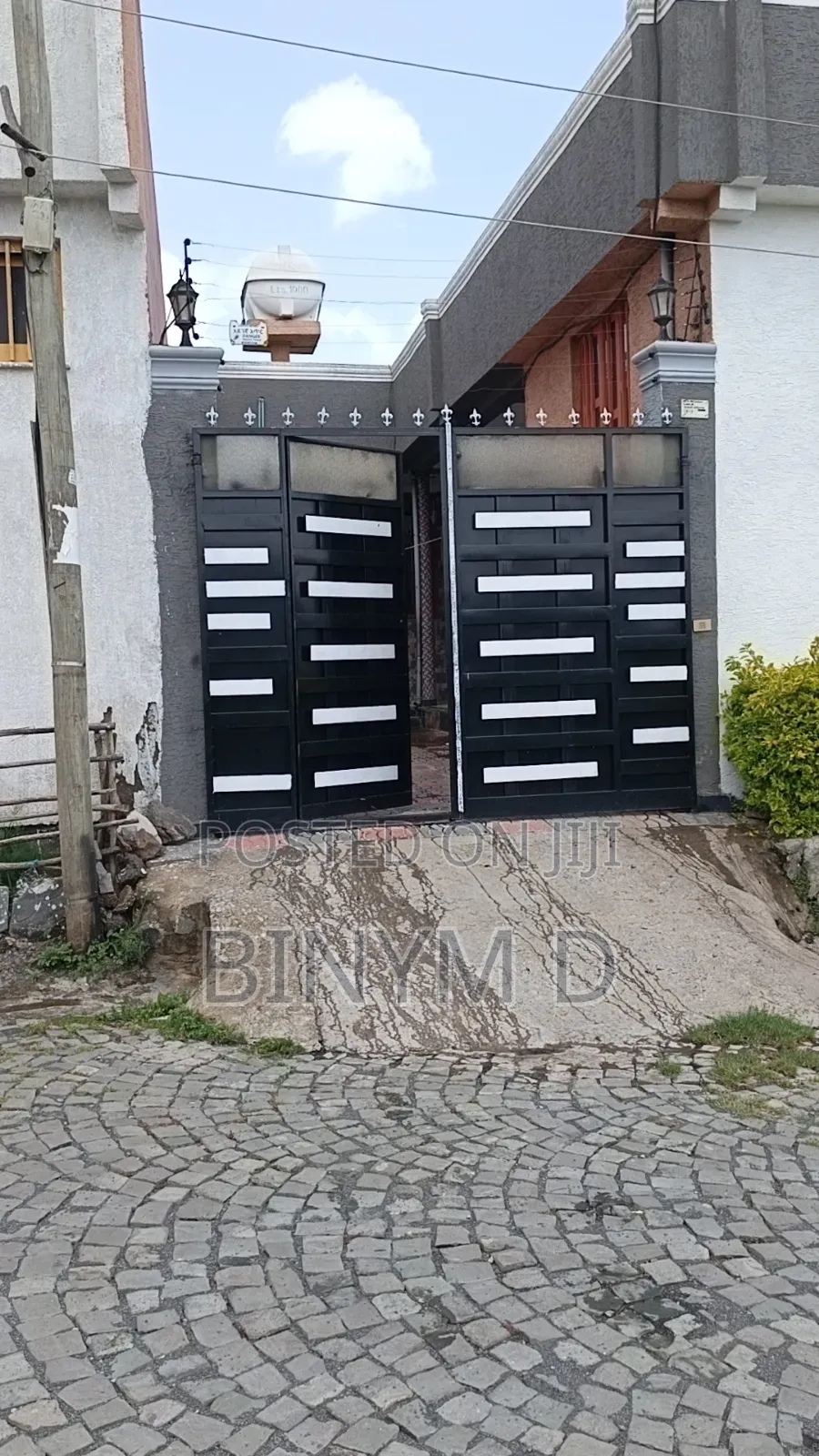 Furnished 4bdrm House in Akaky Kaliti for sale
