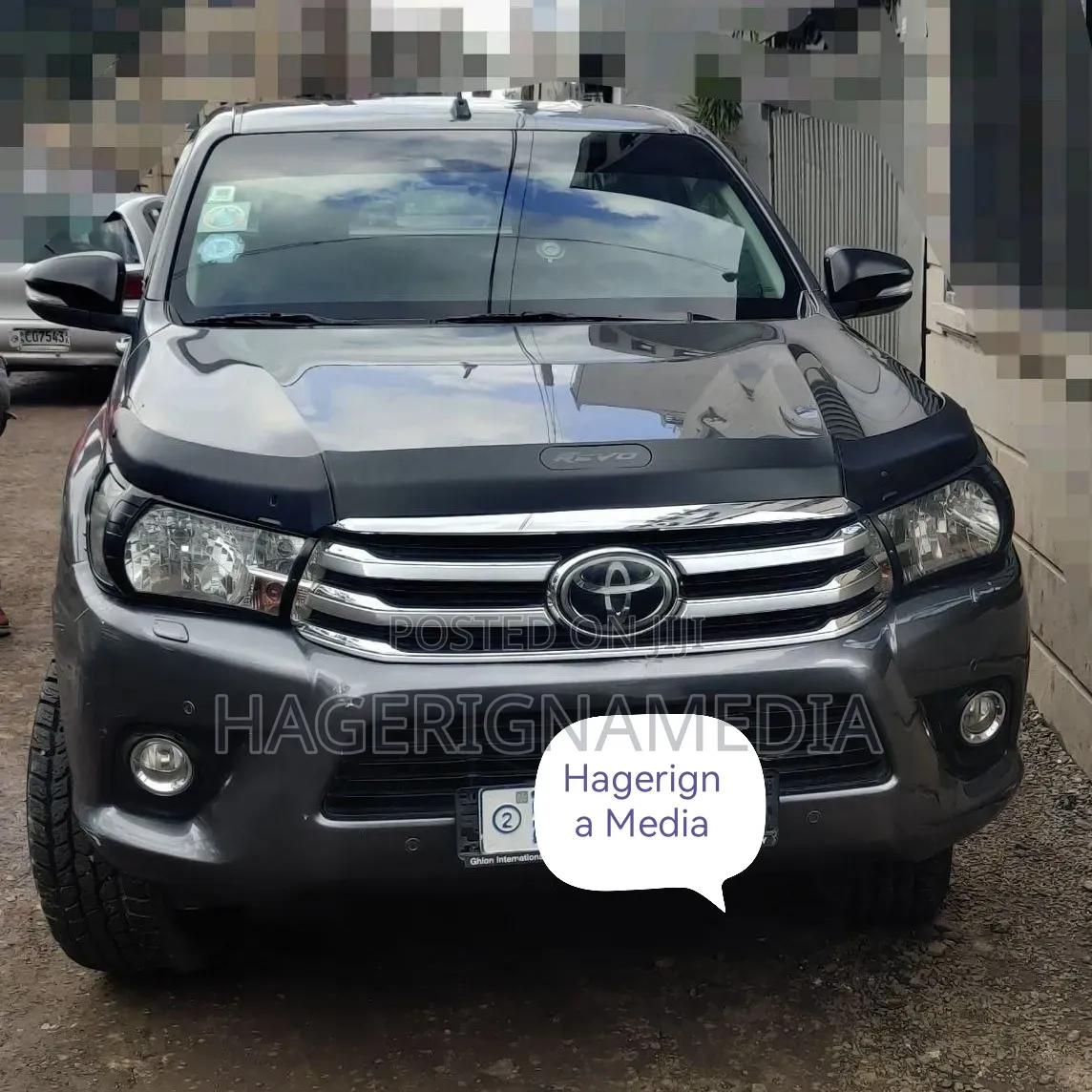 Toyota Hilux 2016 Gray
