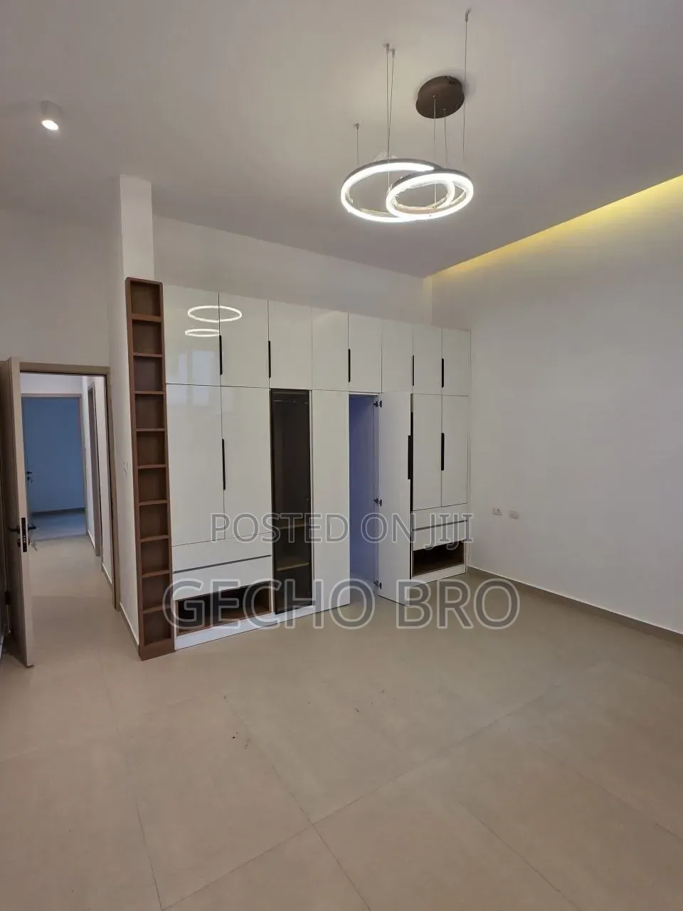 Furnished 4bdrm House in Bole for sale