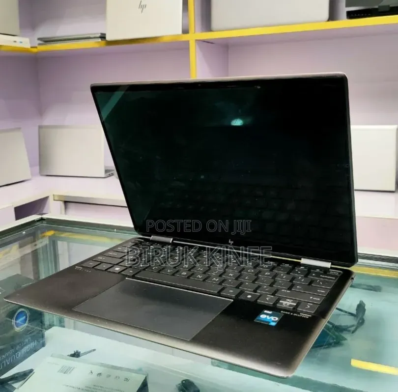 New Laptop HP Spectre 13 16GB Intel Core i7 SSD 1T