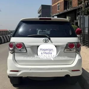 Toyota Fortuner 2012 White