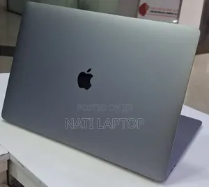 New Laptop Apple MacBook Pro 2017 16GB Intel Core i7 SSD 512GB