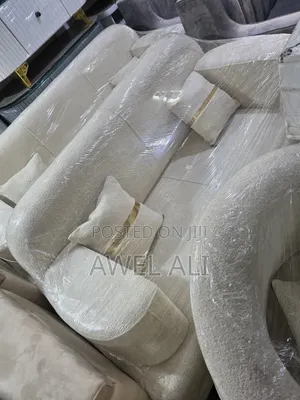 ሷፋ በለሰባት ሰው መቀመጫ
